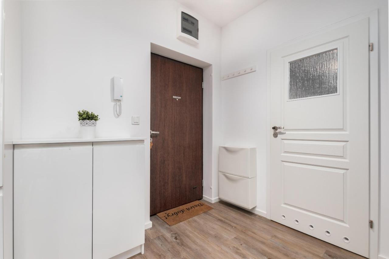 Rakowska 14A 1 Bedroom By Homeprime 华沙 外观 照片